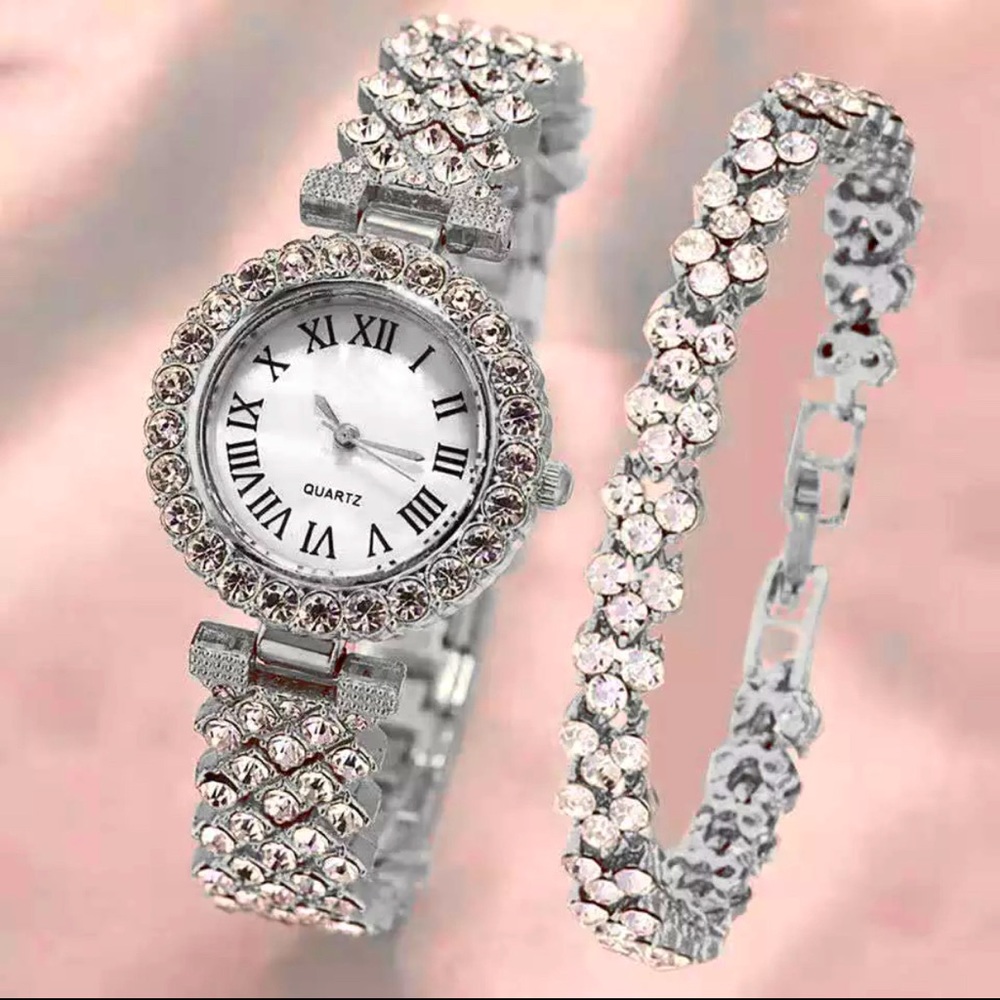 NEW Ladies Sparkly Watch & Bracelet Set! Silver & White Crystals! Bling Iced Out